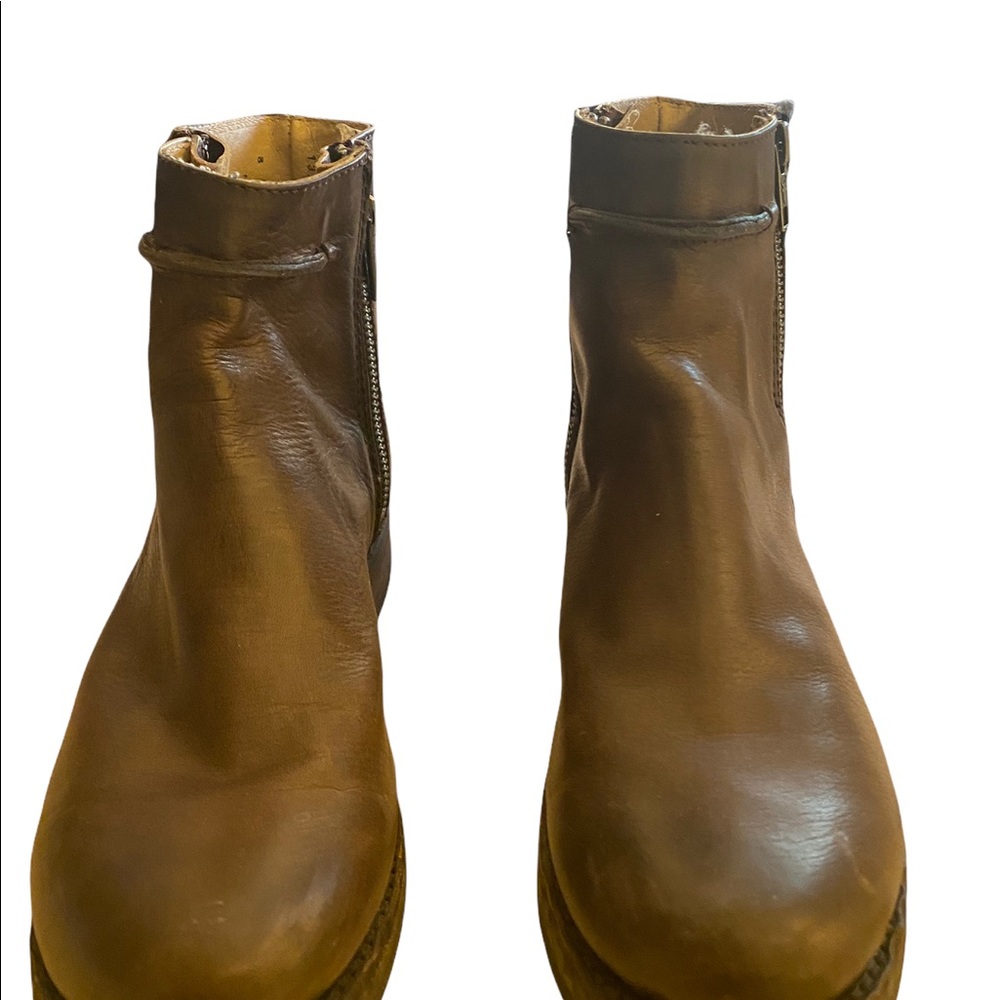 Dark Brown FRYE Leather Ankle Boots size 8 - Picture 3 of 7